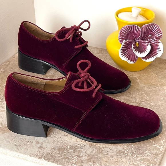 Aj Valenci Shoes - Sale💕AJ VALENCI Vintage 90’s Faux Suede Mulberry Chunk Heel Oxfords Sz 8